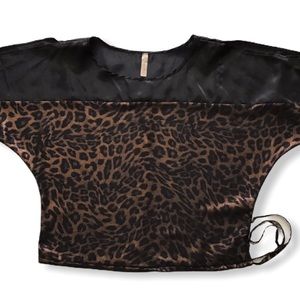 Carrie Allen Cold Shoulder Metallic Cheetah Blouse Drawcord EUC